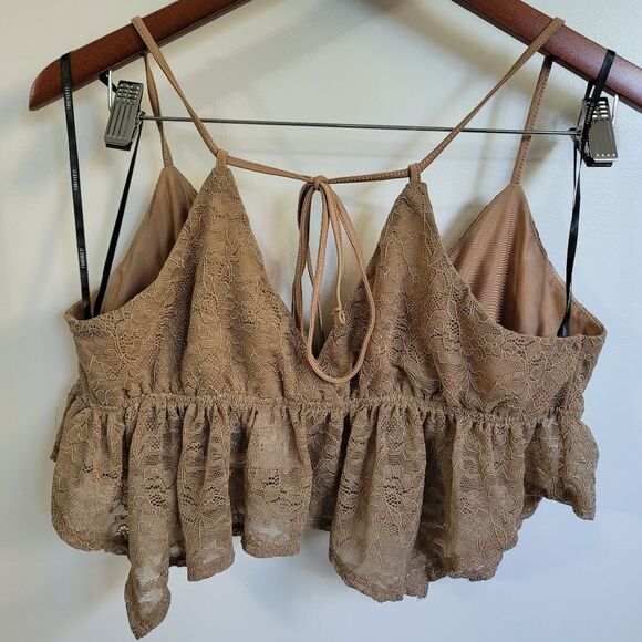 New Forever 21 Lace Knit Handkerchief Cropped Cami Size XL - Picture 9 of 9